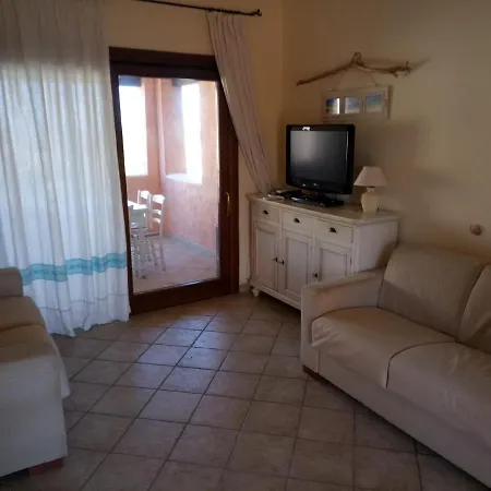 Fiordaliso Aurora Apartament *